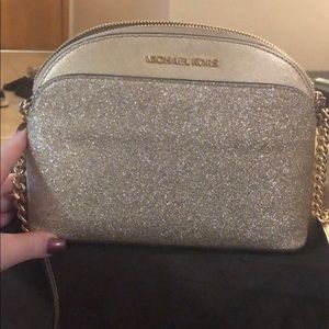 Michael kors crossbody purse